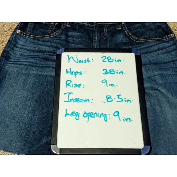 7 For All Mankind Dark the relaxed skinny women shorts Sz. 26 - Picture 5 of 10